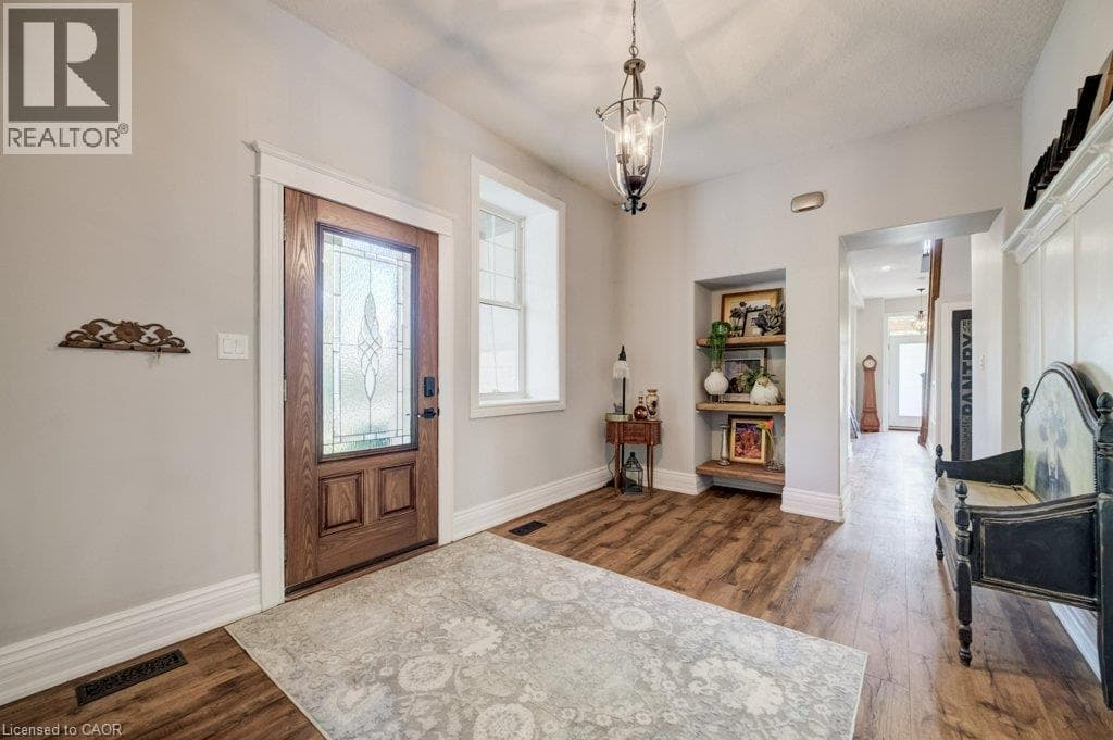 Detached for sale at 35 SCHWEITZER Street, Bridgeport East, Kitchener, Ontario, photo 5