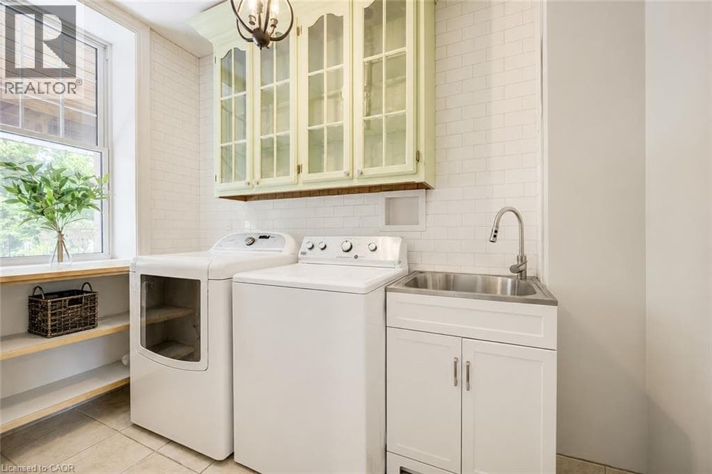 Detached for sale at 35 SCHWEITZER Street, Bridgeport East, Kitchener, Ontario, photo 48