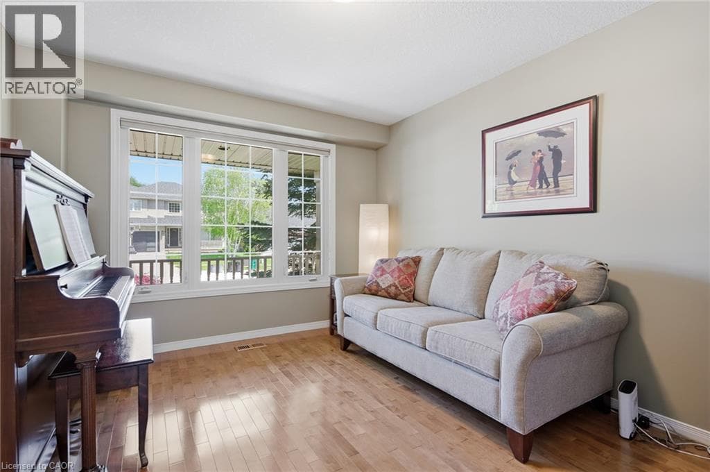 Detached for sale at 15 CAROLINIAN Lane, St Andrews Hills, Cambridge, Ontario, photo 12