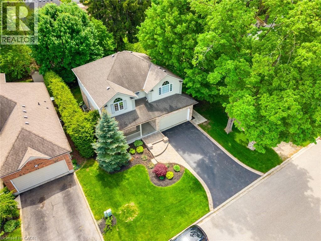 Detached for sale at 15 CAROLINIAN Lane, St Andrews Hills, Cambridge, Ontario, photo 2