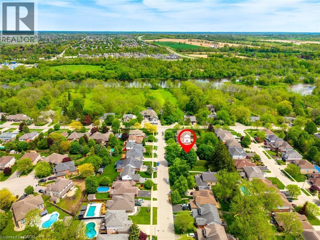 Detached for sale at 15 CAROLINIAN Lane, St Andrews Hills, Cambridge, Ontario, photo 47