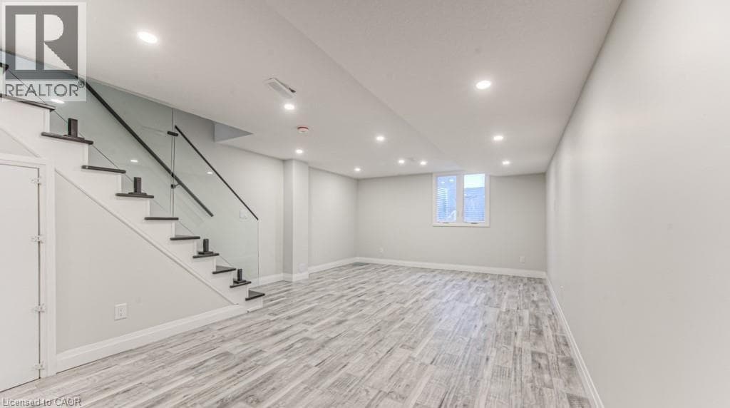 Semi-detached for sale at 152 OVERLEA Drive, Forest Hill, Kitchener, Ontario, photo 7