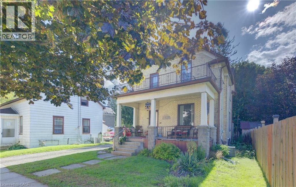 Detached for sale at 246 JACOB Street, New Hamburg, Wilmot, Ontario, photo 3