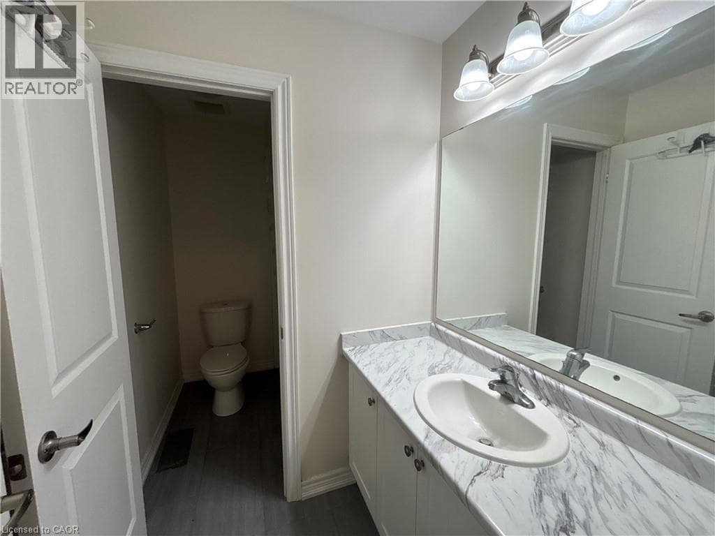 Townhouse for sale at 60 REISTWOOD Drive, Huron Park, Kitchener, Ontario, photo 18