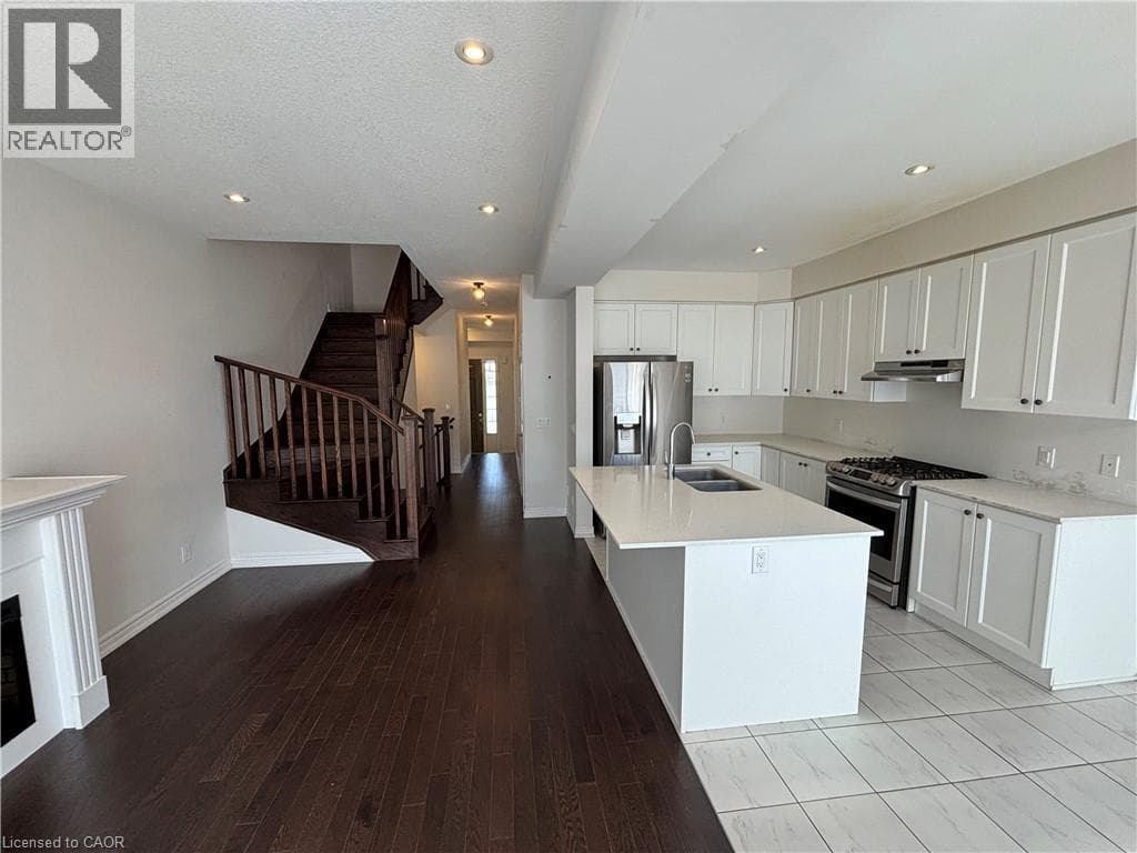 Townhouse for sale at 60 REISTWOOD Drive, Huron Park, Kitchener, Ontario, photo 13