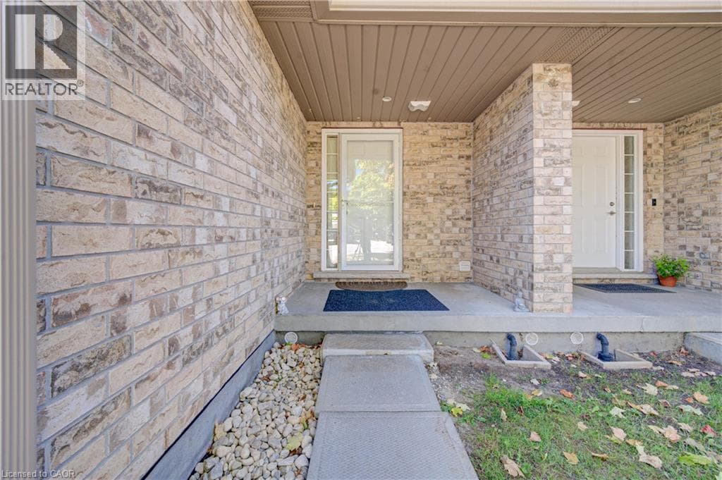 Townhouse for sale at 300 FALLOWFIELD Drive Unit# 21, Country Hills East, Kitchener, Ontario, photo 4