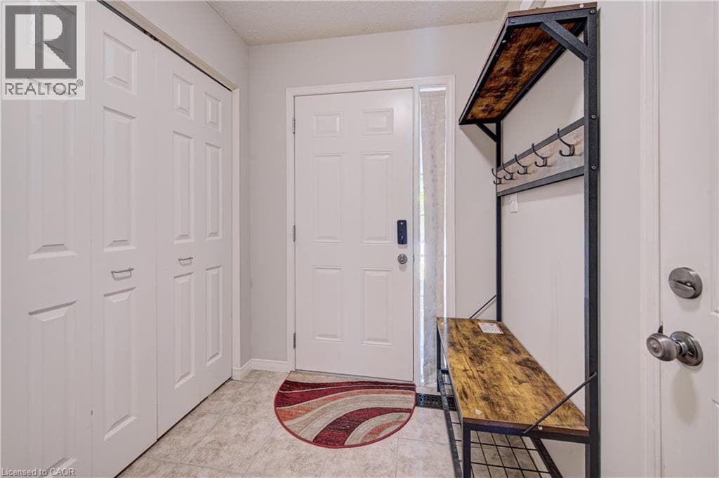 Townhouse for sale at 300 FALLOWFIELD Drive Unit# 21, Country Hills East, Kitchener, Ontario, photo 5