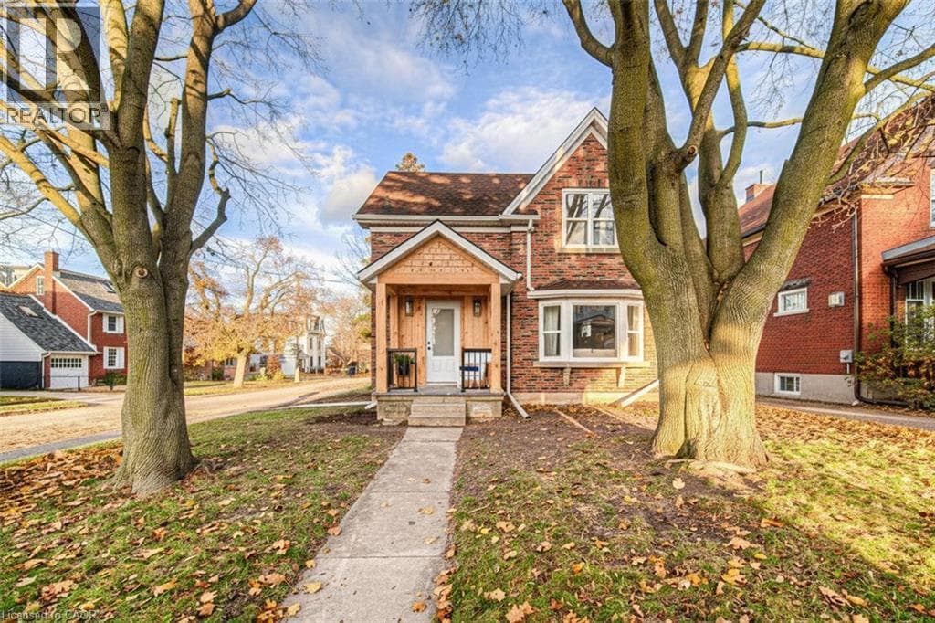 30 DUNBAR Road S