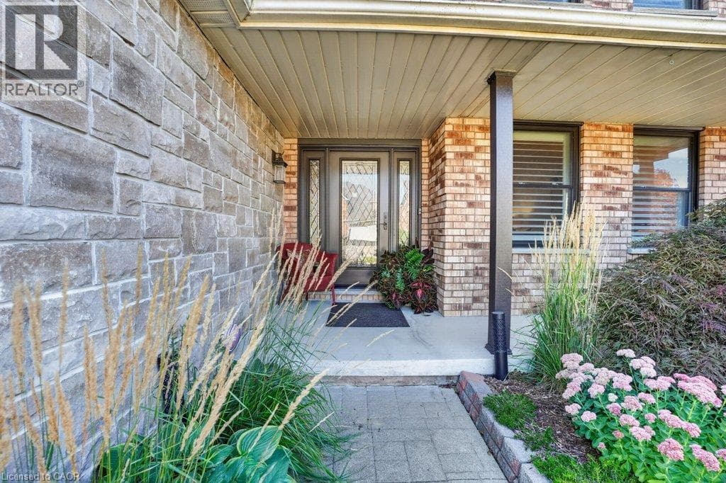 Detached for sale at 12 BEASLEY Crescent, Shades Mills, Cambridge, Ontario, photo 3