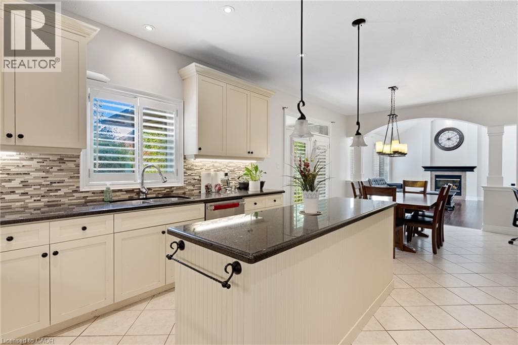 Detached for sale at 32 PENNSYLVANIA Crescent, Pioneer Tower West, Kitchener, Ontario, photo 15