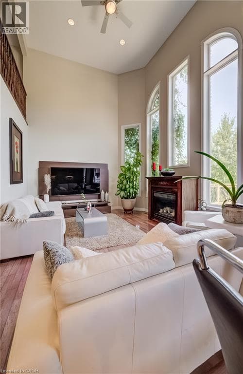 Detached for sale at 573 ROBERT FERRIE Drive, Doon South, Kitchener, Ontario, photo 9
