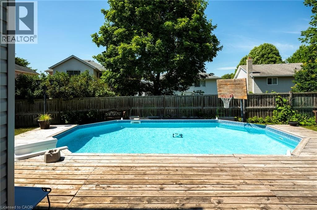 Detached for sale at 364 STONEHEIGHT Place, Lakeshore North, Waterloo, Ontario, photo 3