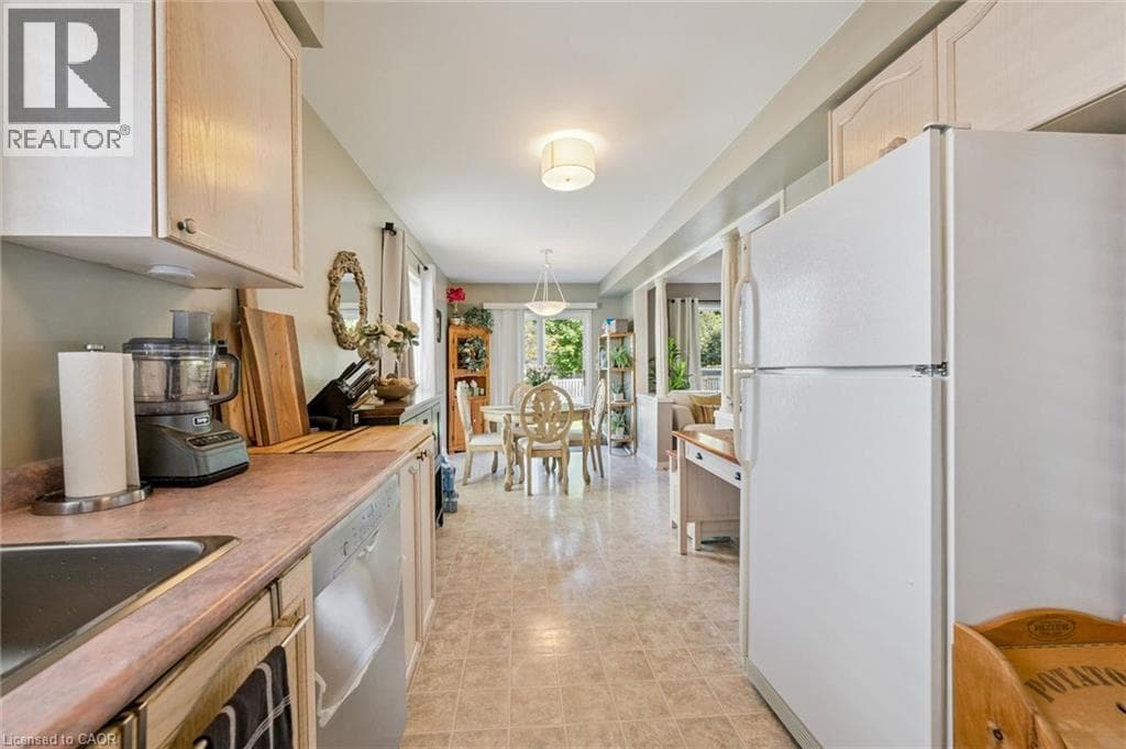 Detached for sale at 240 HILLTOP Drive, Ayr, North Dumfries, Ontario, photo 9