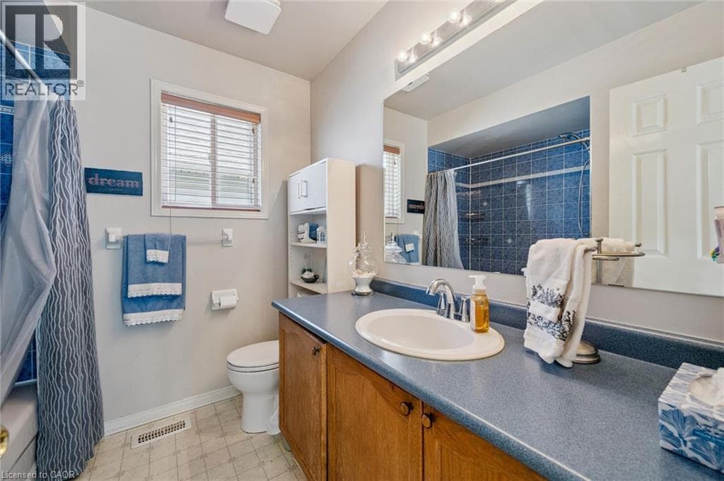 Detached for sale at 240 HILLTOP Drive, Ayr, North Dumfries, Ontario, photo 18