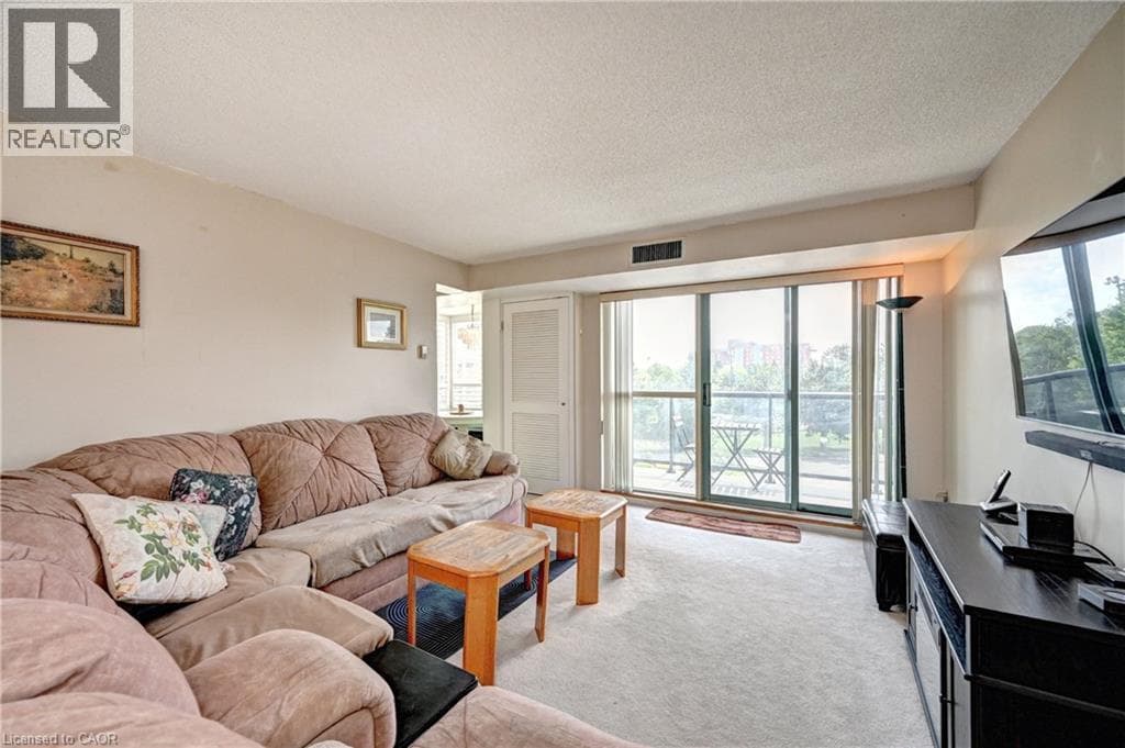 Apartment for sale at 30 BLUE SPRINGS Drive Unit# 305, Lincoln Heights, Waterloo, Ontario, photo 11