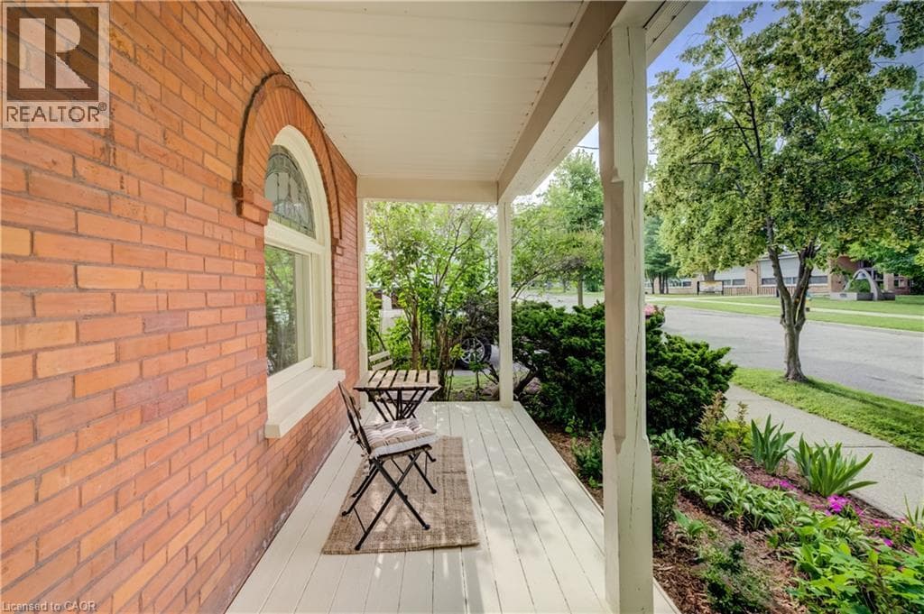 Detached for sale at 25 CENTRAL Street, MacGregor Albert, Waterloo, Ontario, photo 5