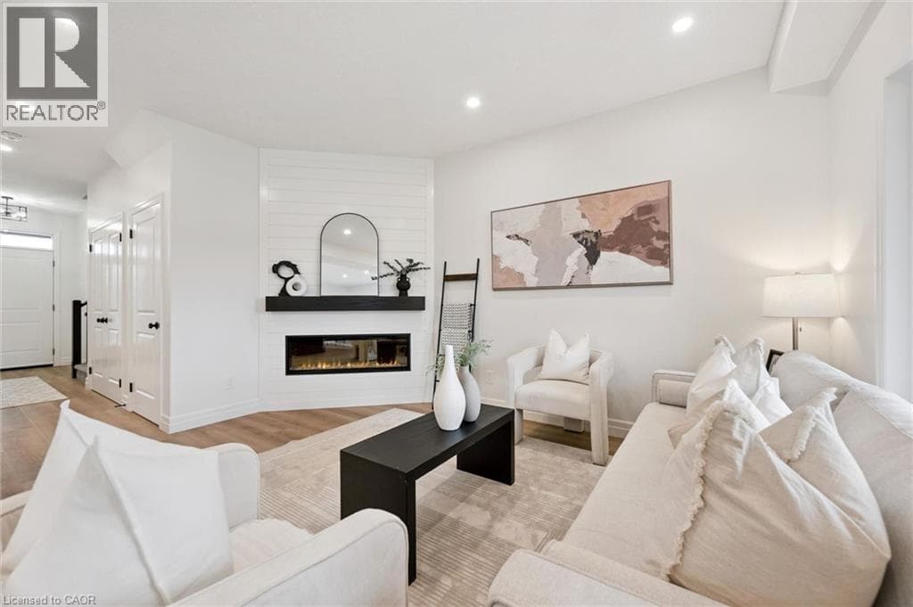 Detached for sale at 44 WEYMOUTH Street, Elmira, Woolwich, Ontario, photo 5