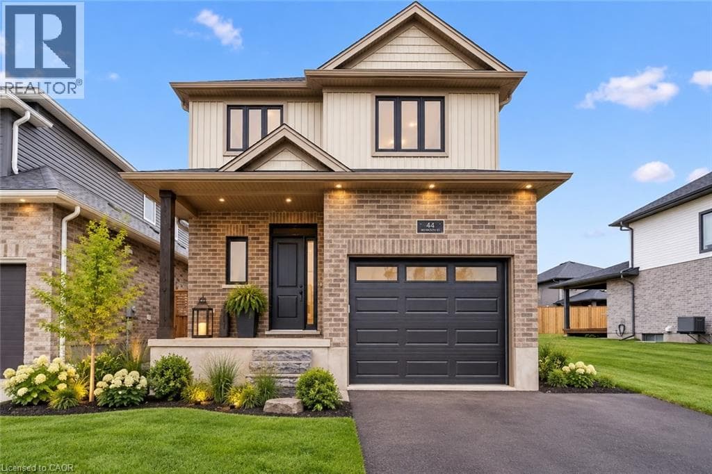Detached for sale at 44 WEYMOUTH Street, Elmira, Woolwich, Ontario, photo 2