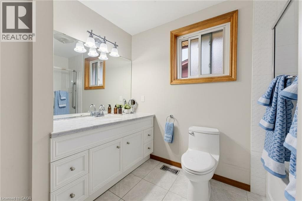 Detached for sale at 35 WINDY RIDGE Drive, Pioneer Park, Kitchener, Ontario, photo 15