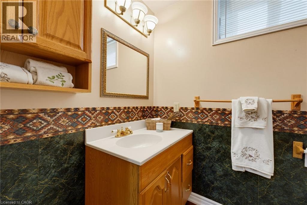 Detached for sale at 35 WINDY RIDGE Drive, Pioneer Park, Kitchener, Ontario, photo 24