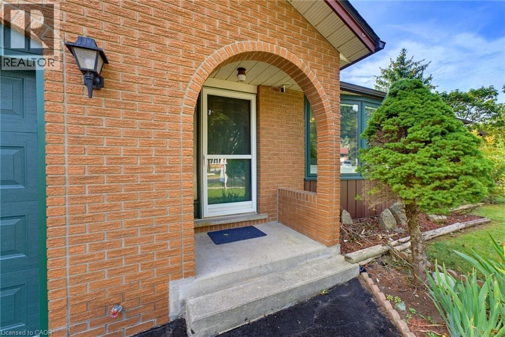 Detached for sale at 35 WINDY RIDGE Drive, Pioneer Park, Kitchener, Ontario, photo 7