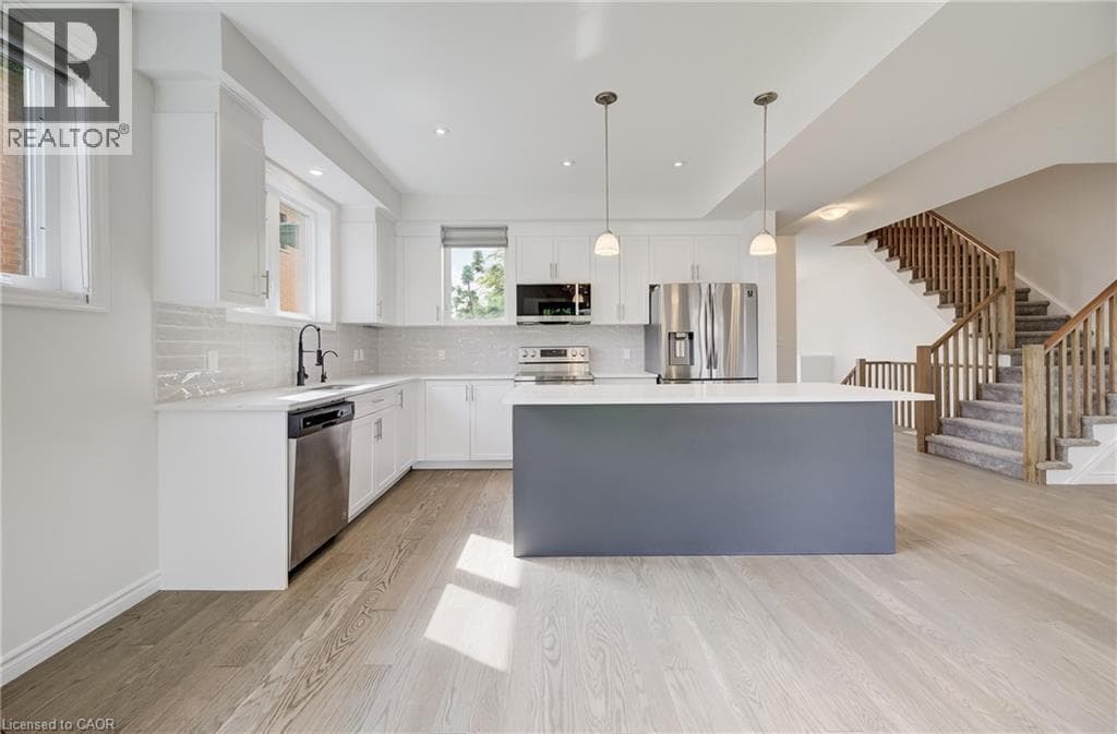 Detached for sale at 912 BLAIR CREEK Court, Doon South, Kitchener, Ontario, photo 8