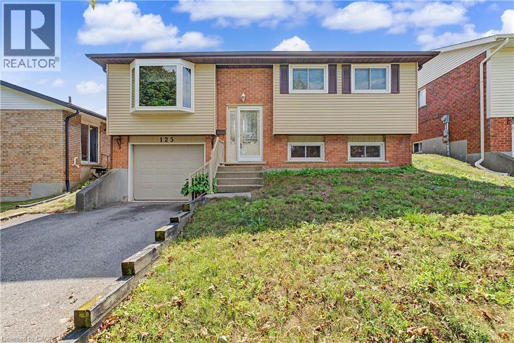 Detached for sale at 125 BLACKWELL Drive, Forest Heights, Kitchener, Ontario, photo 3