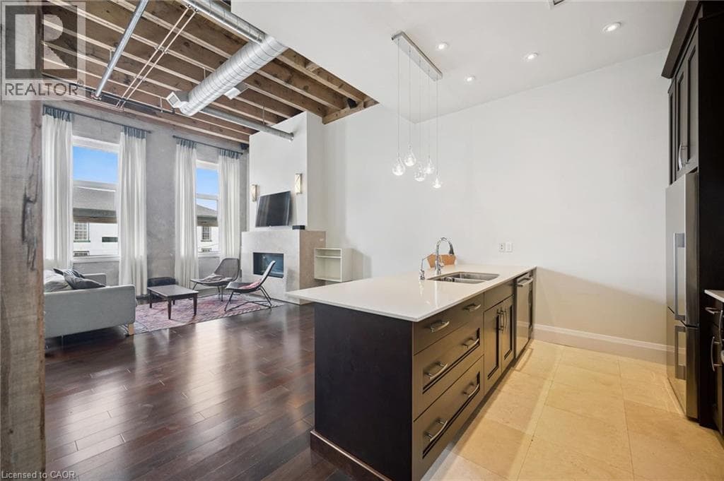Apartment for sale at 25 CONCESSION Street Unit# 204, Downtown Galt, Cambridge, Ontario, photo 8