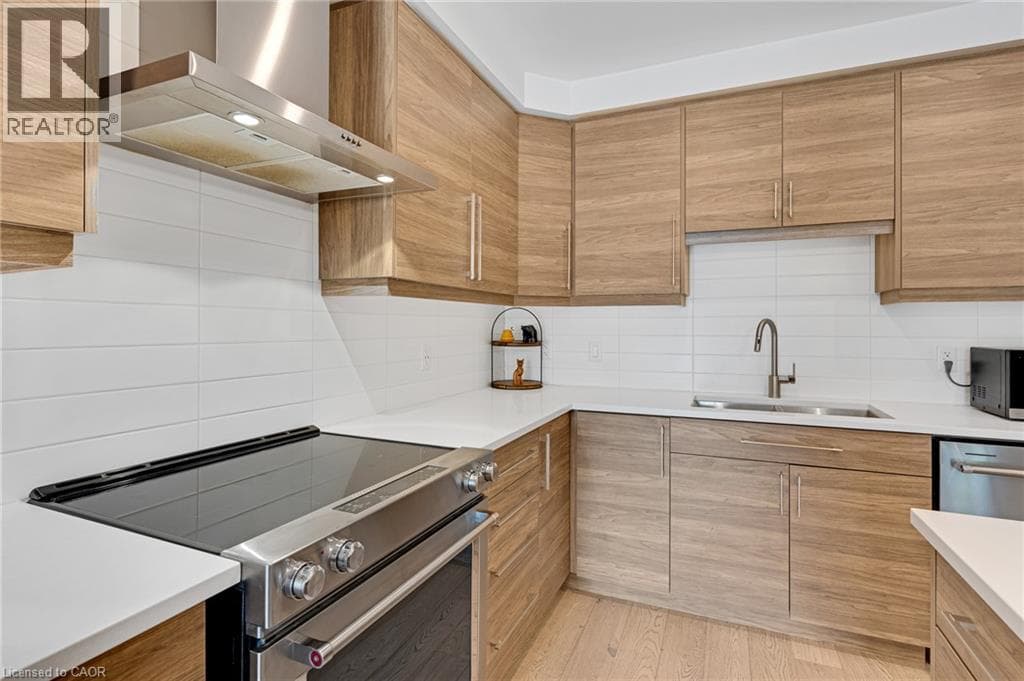 Apartment for sale at 249 GREY SILO Road Unit# 108, Carriage Crossing, Waterloo, Ontario, photo 11
