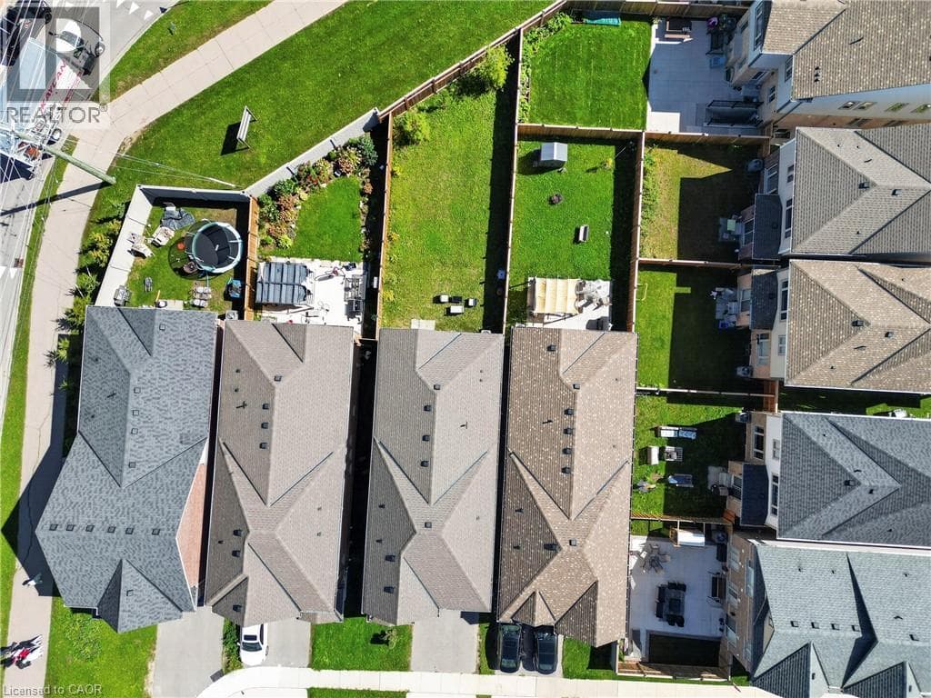 Detached for sale at 10 REISTWOOD Drive, Huron Park, Kitchener, Ontario, photo 4