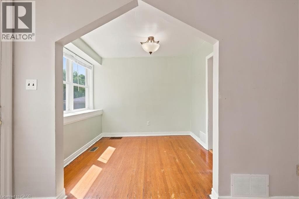 Detached for sale at 22 RAMORE Street, St Andrews Hills, Cambridge, Ontario, photo 6
