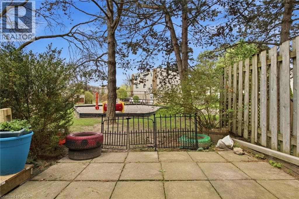 Townhouse for sale at 60 ELMSDALE Drive Unit# 46, Laurentian Hills, Kitchener, Ontario, photo 38