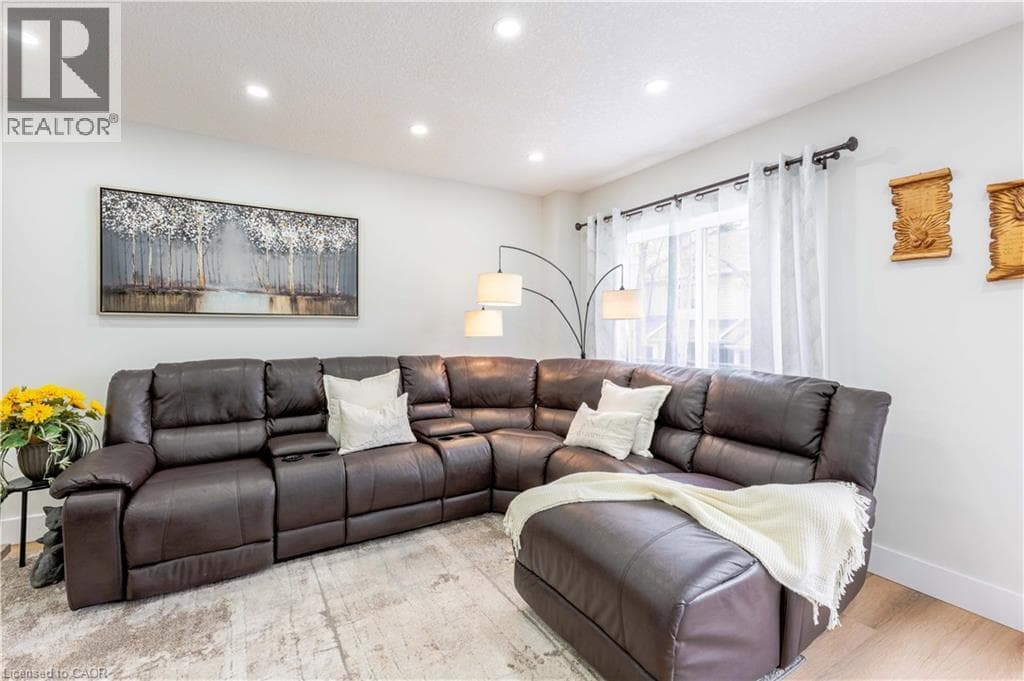 Townhouse for sale at 185 HIGHLAND Crescent Unit# 2, Victoria Hills, Kitchener, Ontario, photo 11