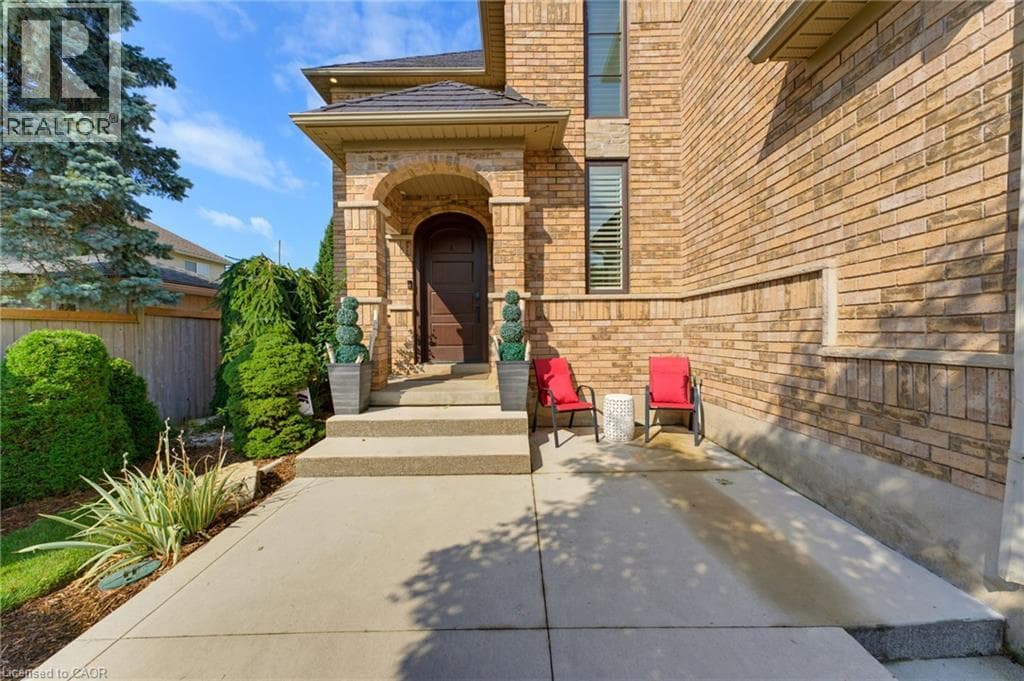 Detached for sale at 79 MCNICHOL Drive, Branchton Park, Cambridge, Ontario, photo 4