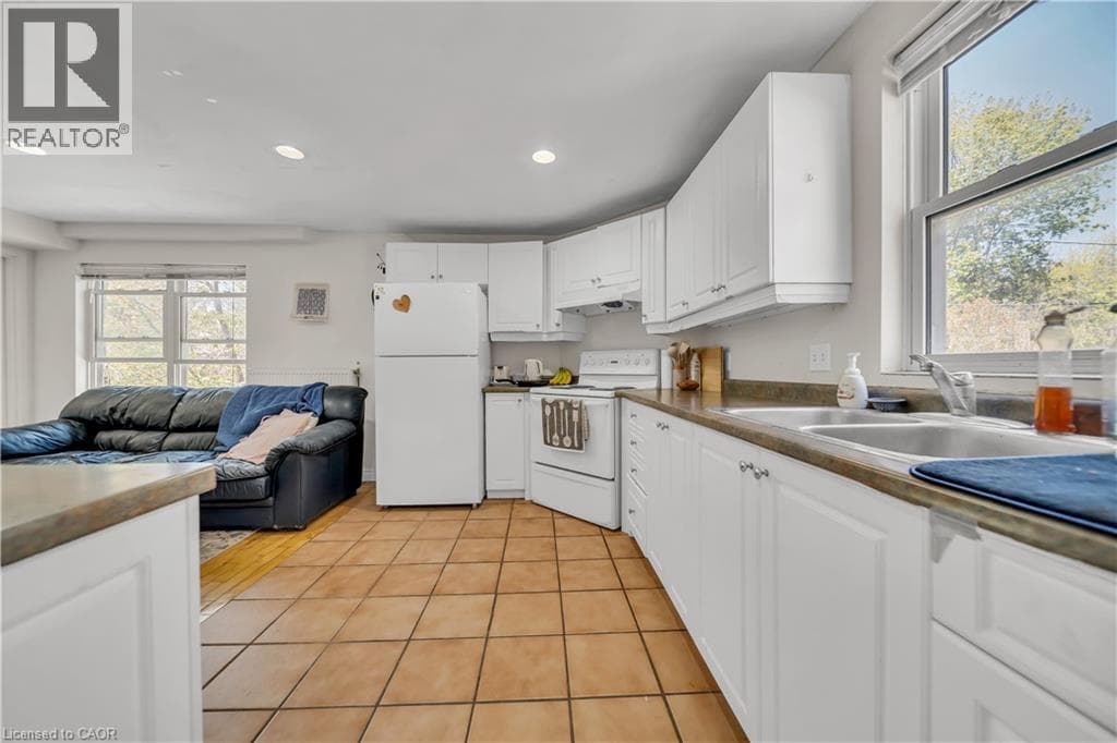 Multi-family for sale at 24 COLUMBIA Street W, Sugarbush Park, Waterloo, Ontario, photo 13