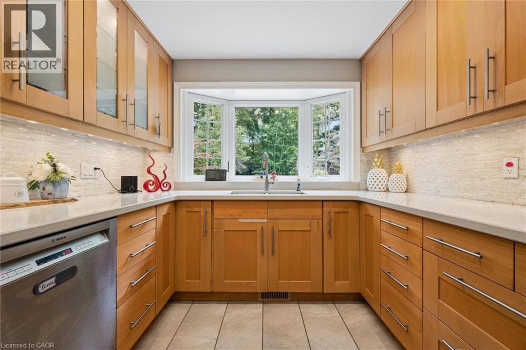 Detached for sale at 334 COLERIDGE Drive, Beechwood Park, Waterloo, Ontario, photo 13
