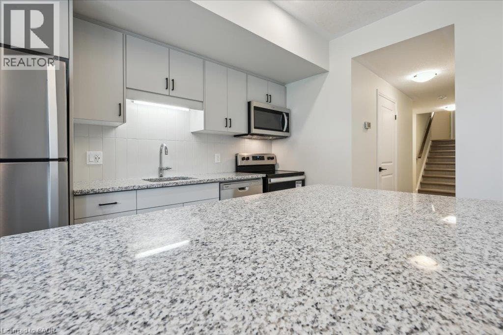 Townhouse for sale at 15 STAUFFER WOODS Trail Unit# 7, Doon South, Kitchener, Ontario, photo 10