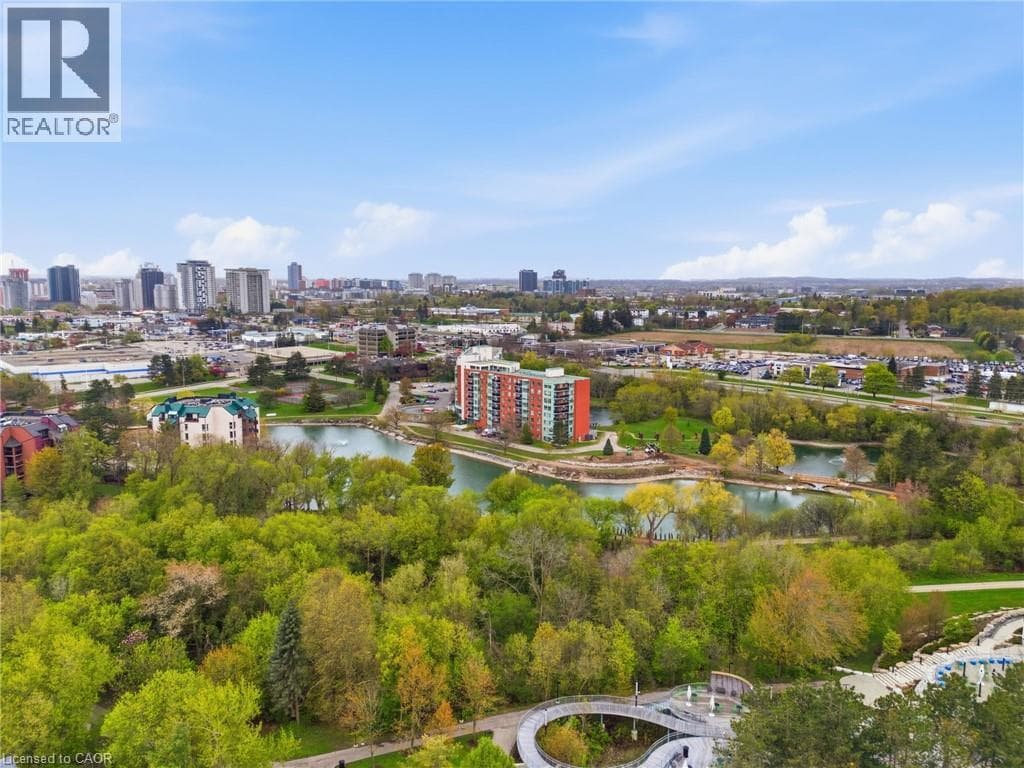 Apartment for sale at 30 BLUE SPRINGS Drive Unit# 215, Lincoln Heights, Waterloo, Ontario, photo 5