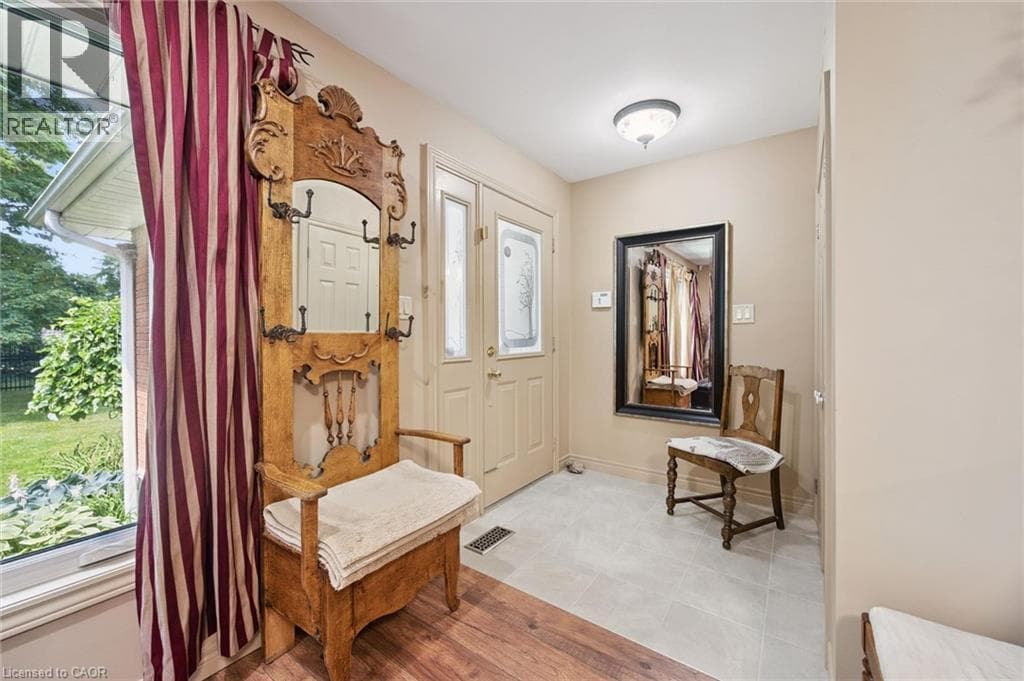 Detached for sale at 410 AVENUE Road, Shades Mills, Cambridge, Ontario, photo 4
