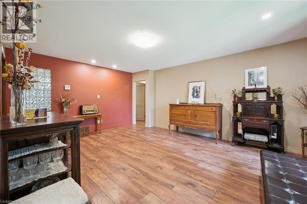 Detached for sale at 410 AVENUE Road, Shades Mills, Cambridge, Ontario, photo 5