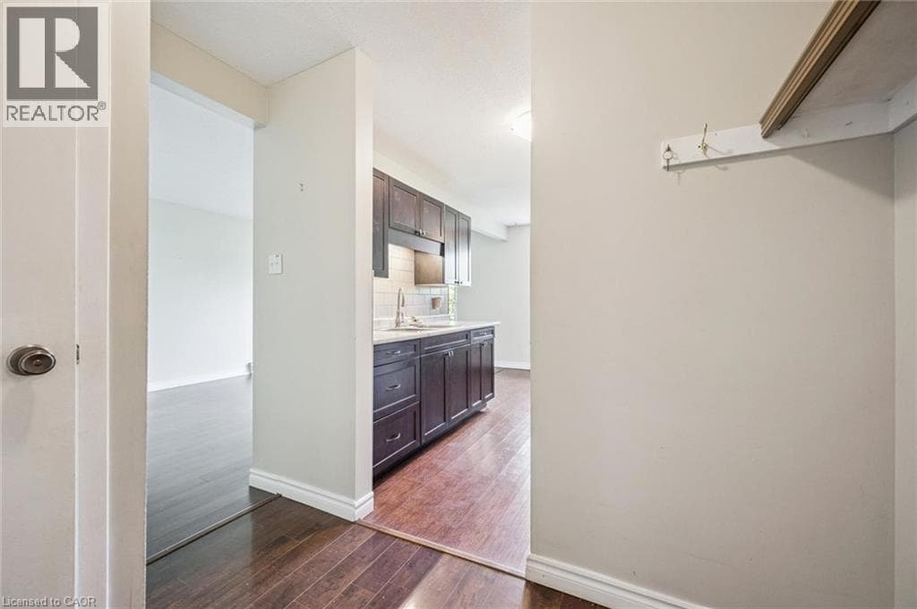 Townhouse for sale at 30 FLAMINGO Drive Unit# 30, Elmira, Woolwich, Ontario, photo 4