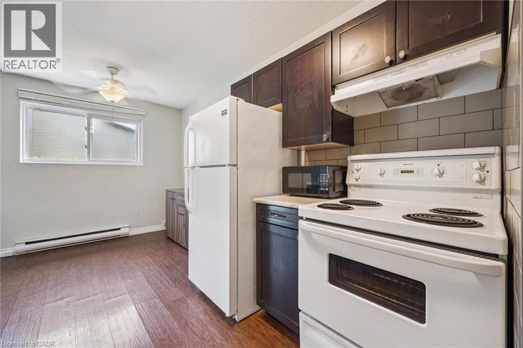 Townhouse for sale at 30 FLAMINGO Drive Unit# 30, Elmira, Woolwich, Ontario, photo 6