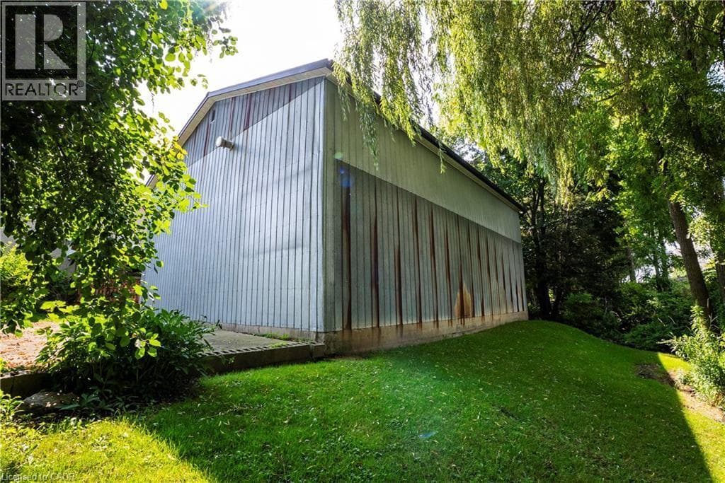 Detached for sale at 108 QUEENSWAY Drive, St. Jacobs, Woolwich, Ontario, photo 42