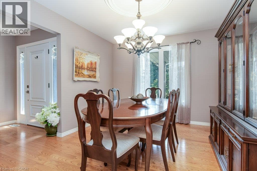 Detached for sale at 108 QUEENSWAY Drive, St. Jacobs, Woolwich, Ontario, photo 13