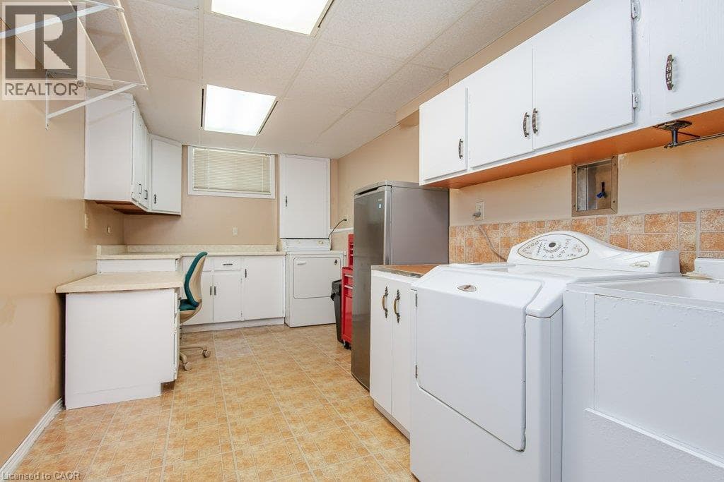 Detached for sale at 108 QUEENSWAY Drive, St. Jacobs, Woolwich, Ontario, photo 36