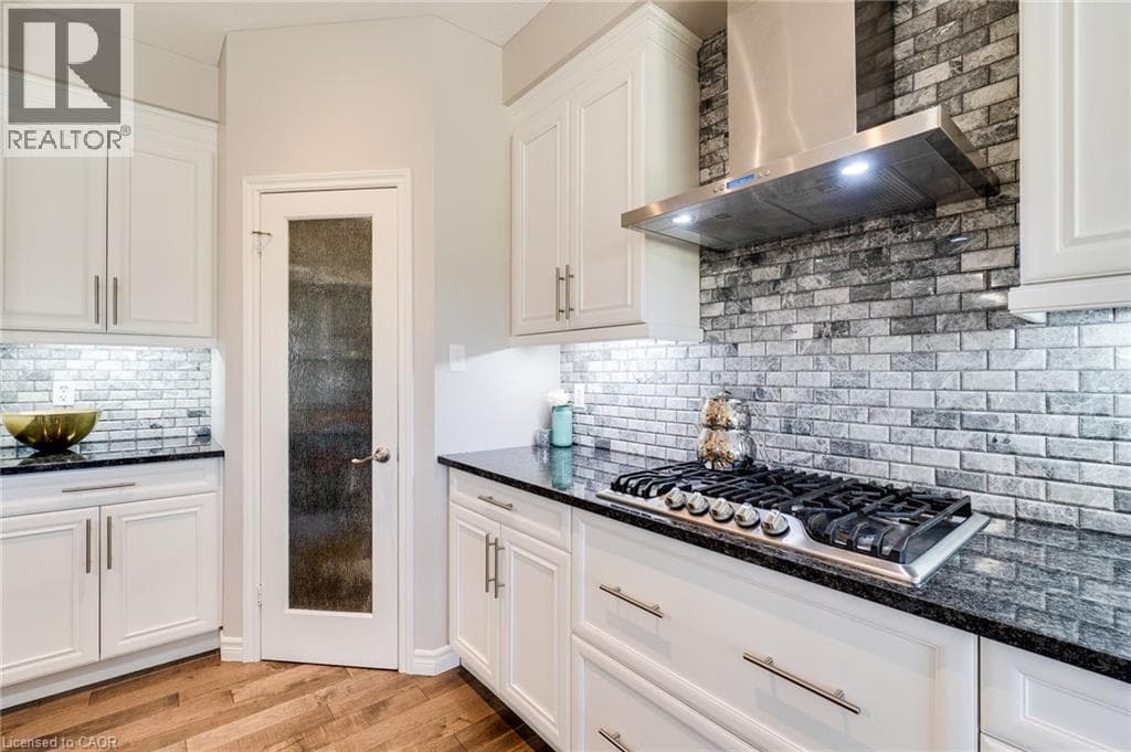 Detached for sale at 56 SMITH'S CREEK Drive, New Hamburg, Wilmot, Ontario, photo 17