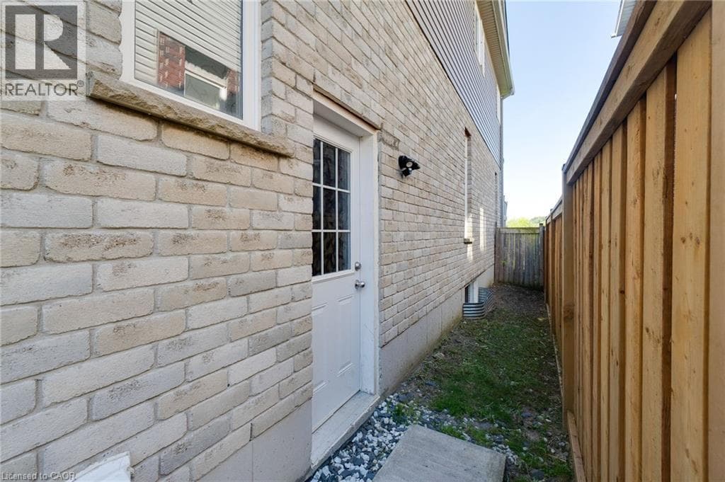 Detached for sale at 56 SMITH'S CREEK Drive, New Hamburg, Wilmot, Ontario, photo 40