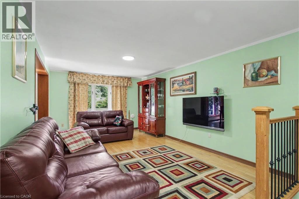Detached for sale at 16 MAIN Street, Ayr, North Dumfries, Ontario, photo 8