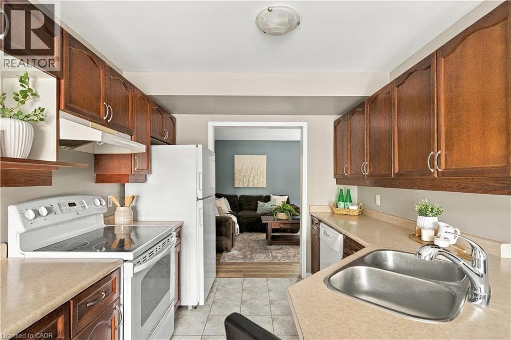 Townhouse for sale at 235 SAGINAW Parkway Unit# 69, Shades Mills, Cambridge, Ontario, photo 7