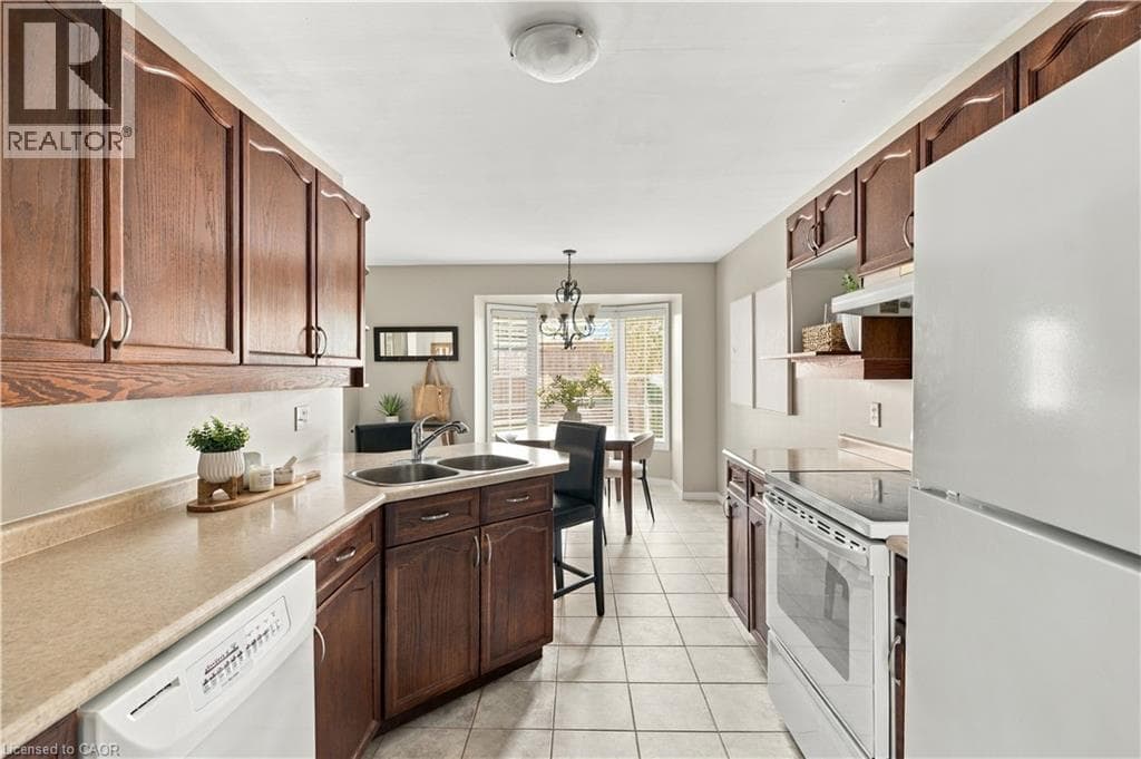 Townhouse for sale at 235 SAGINAW Parkway Unit# 69, Shades Mills, Cambridge, Ontario, photo 9